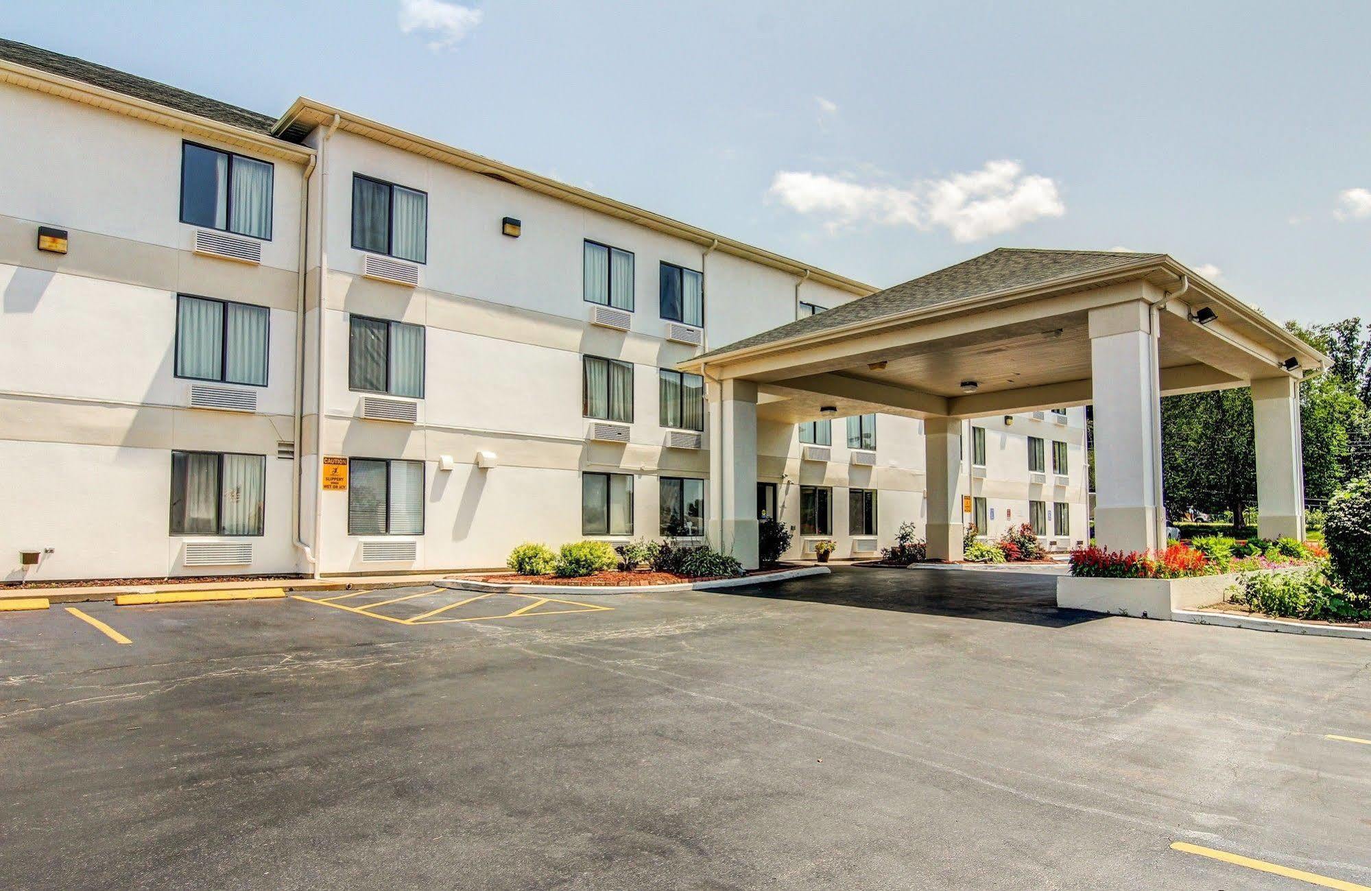 Motel 6-Columbia, MO - East Exterior foto